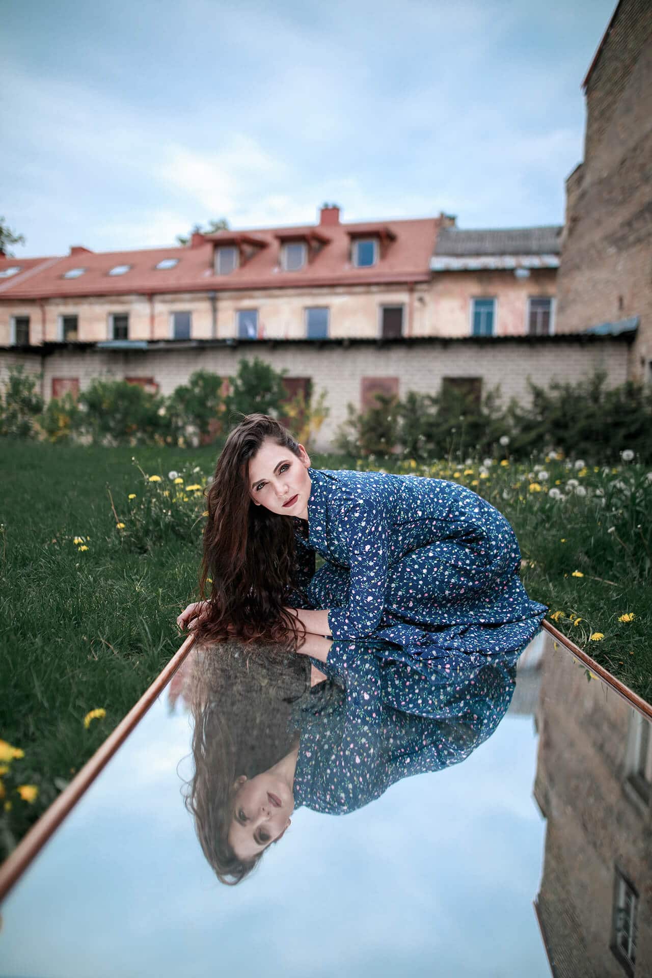 Photoshoot Vilnius Lithuania Creative Portraits Outdoors 6